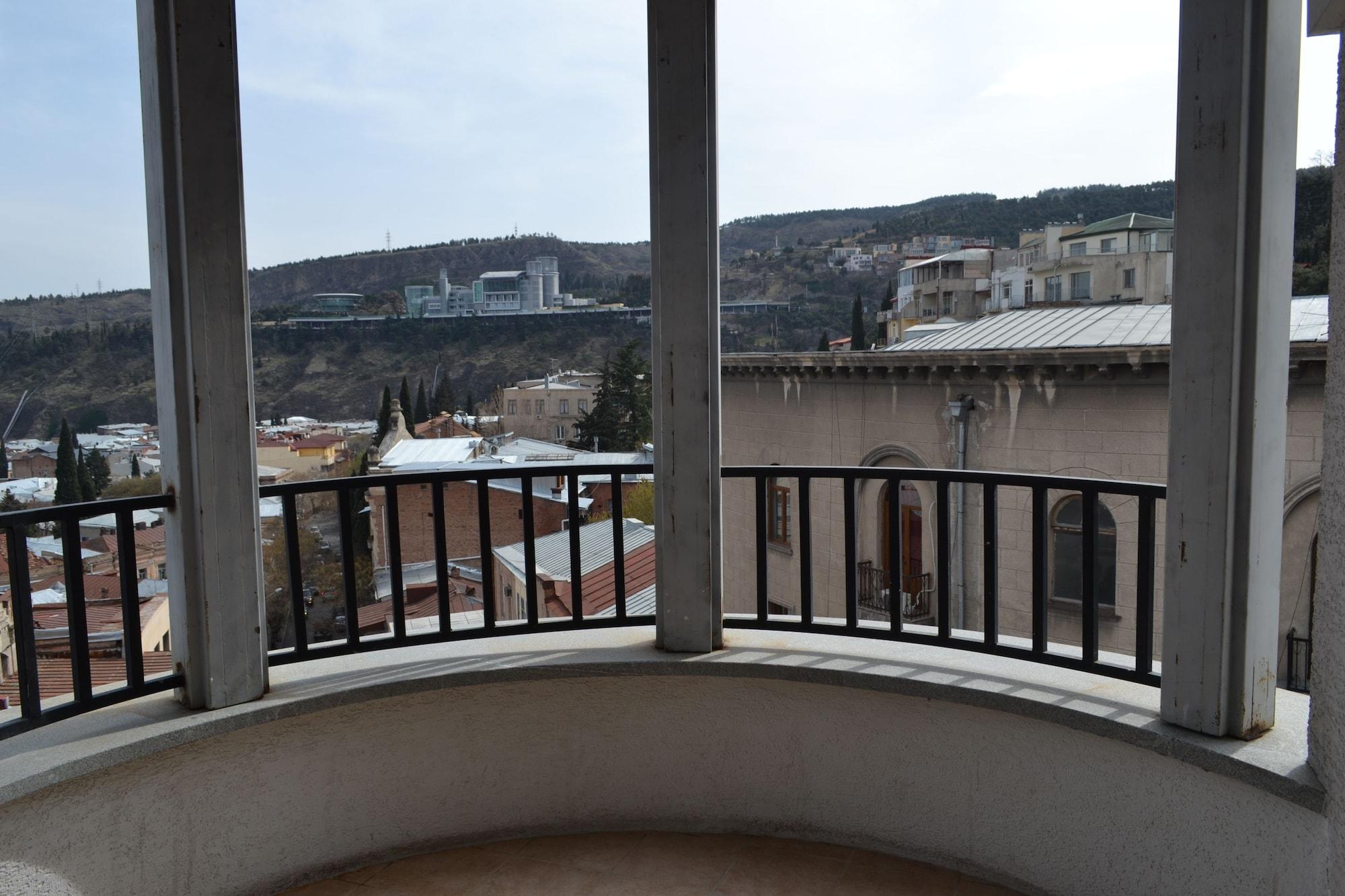 Hotel Astoria Tbilisi Exteriör bild