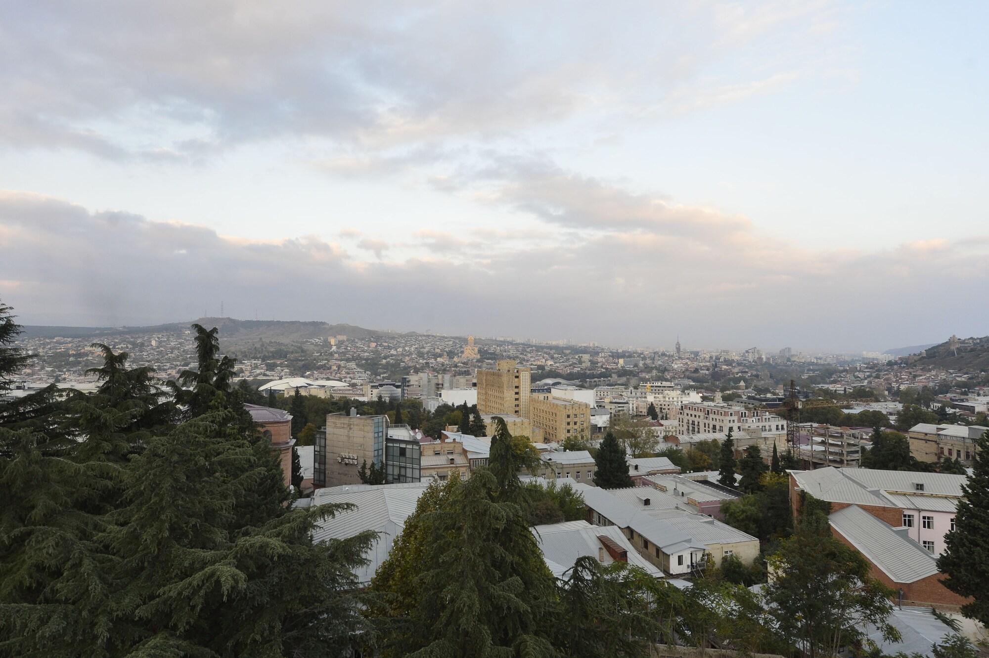 Hotel Astoria Tbilisi Exteriör bild