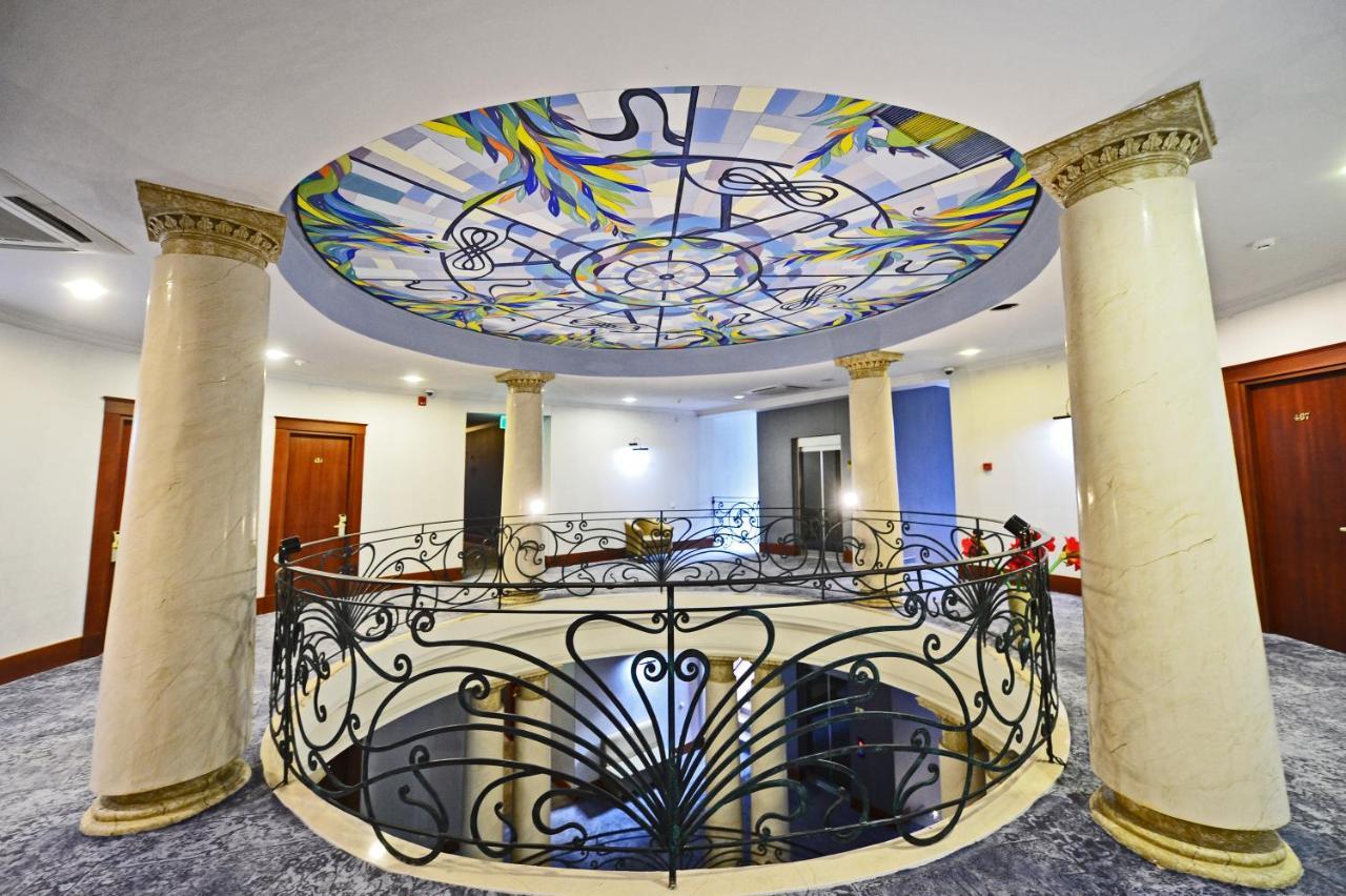 Hotel Astoria Tbilisi Exteriör bild